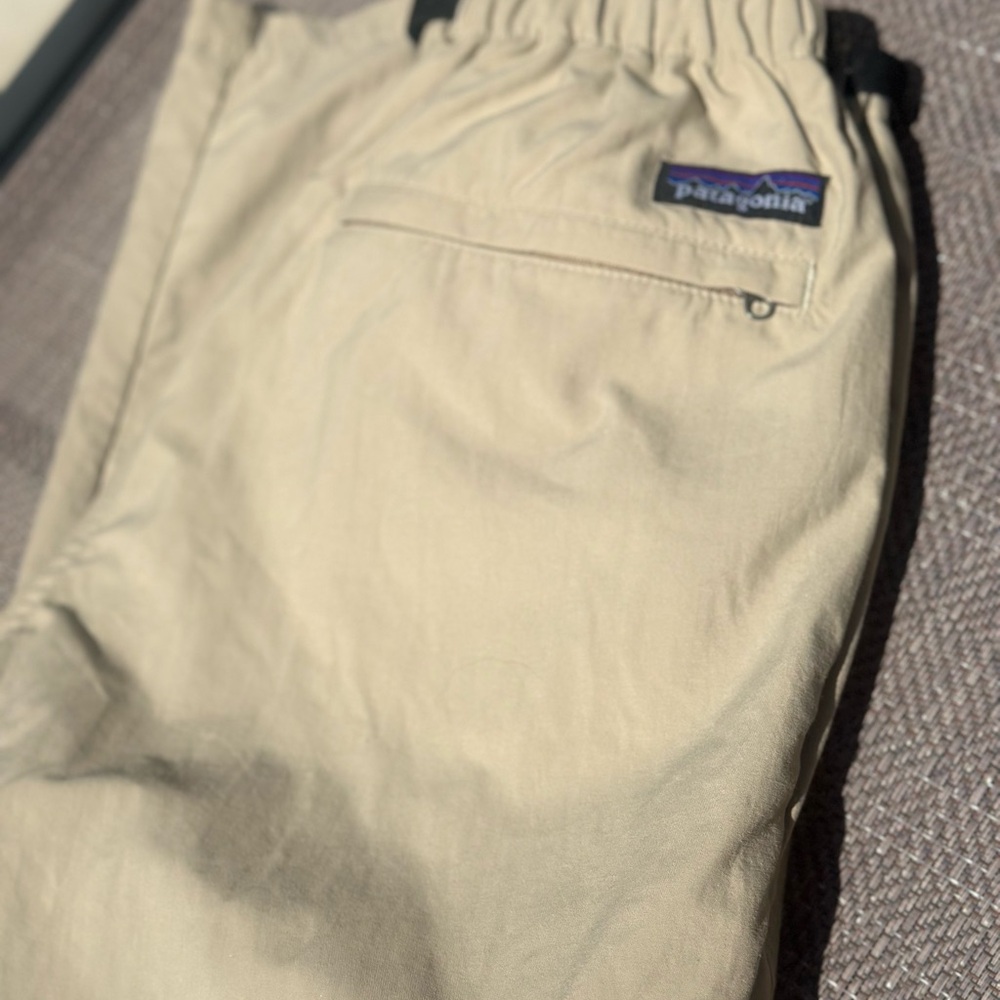 Patagonia Tan Chinos Lightweight Outdoor Wear